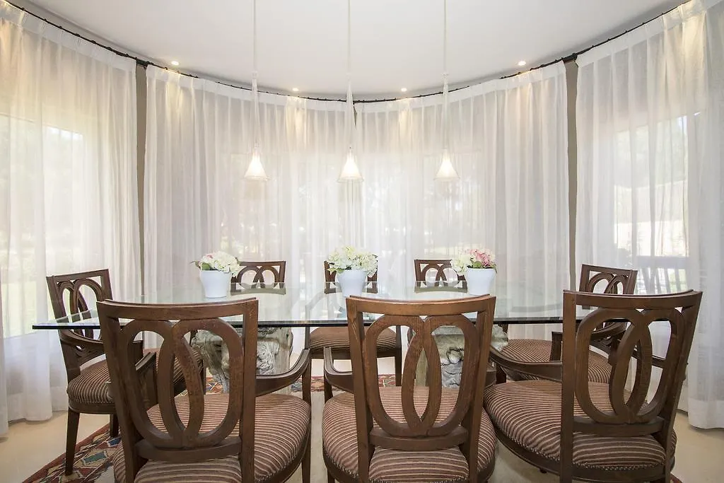 Rubi Villa Vilamoura