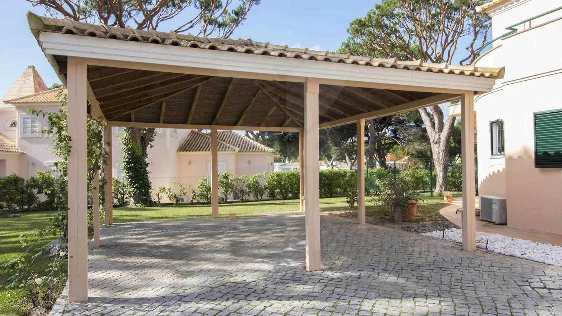 Rubi Villa Vilamoura 0*,