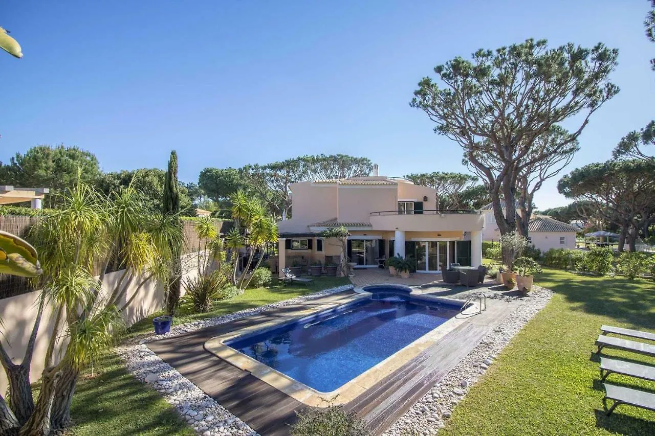 Rubi Villa Vilamoura 0*,